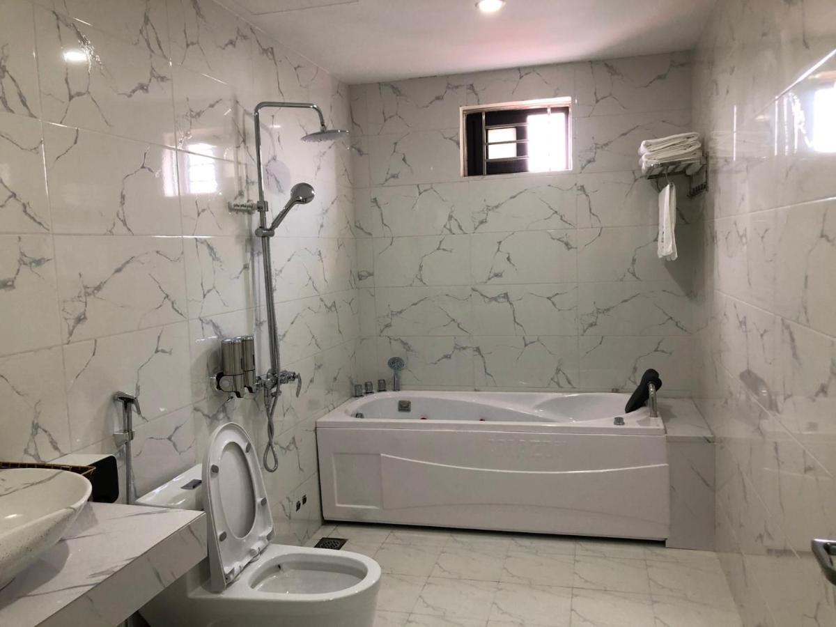 Noi Bai Boutique Hotel Hanoi Buitenkant foto